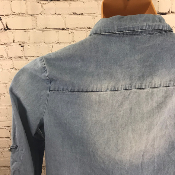 Ellison Light Wash Embroidered Western Button Up L - Picture 7 of 8